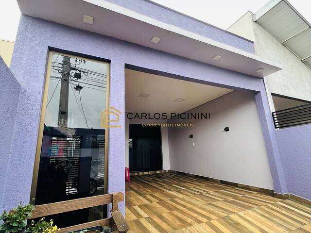 #37 - Casa para Venda em Toledo - PR - 2