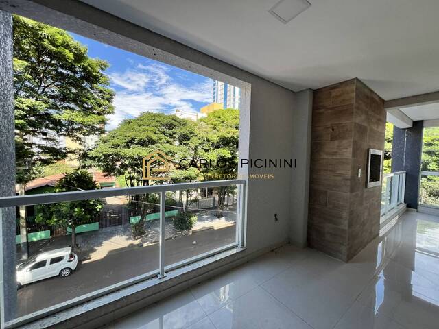 #53 - Apartamento para Venda em Toledo - PR - 1