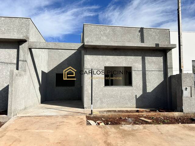 #66 - Casa para Venda em Toledo - PR - 1